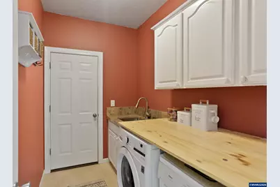 4334 Log Dr NE, Salem, OR 97305 - Photo 29