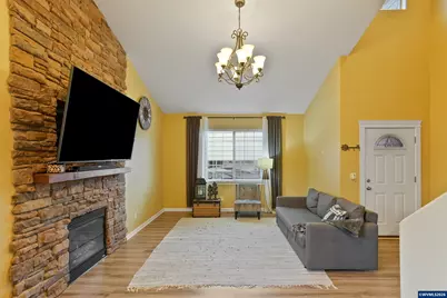 4334 Log Dr NE, Salem, OR 97305 - Photo 9