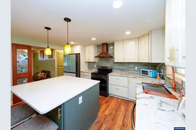 2977 Wintercreek Rd SE, Jefferson, OR 97352 - Photo 9