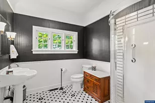 1936 Orchard Heights Rd NW, Salem, OR 97304 - Photo 15