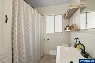 210 SE Clay St, Dallas, OR 97338 - Photo 17