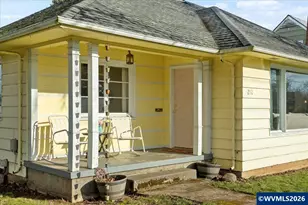 210 SE Clay St, Dallas, OR 97338 - Photo 3