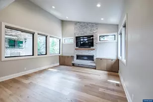 212 Kurth Meadows Av SE, Salem, OR 97306 - Photo 15