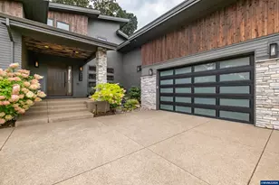 212 Kurth Meadows Av SE, Salem, OR 97306 - Photo 3