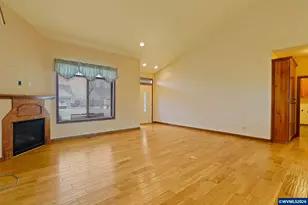 424 13th St, Aumsville, OR 97325 - Photo 15