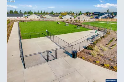 720 Merriott Ln, Woodburn, OR 97071 - Photo 19