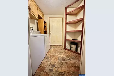 5422 Portland #117 Rd NE, Salem, OR 97305 - Photo 19
