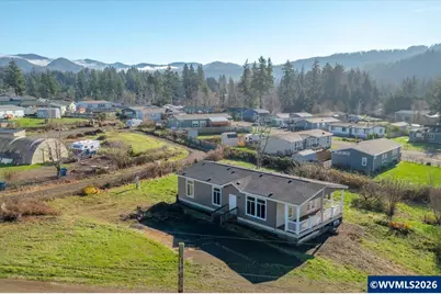 28 N Durette Dr, Rose Lodge, OR 97368 - Photo 3