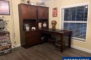 2000 Robins Lane SE, Salem, OR 97306 - Photo 15