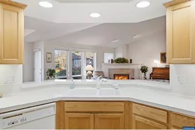 6428 Castle Lake Ct N, Keizer, OR 97303 - Photo 15