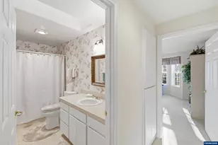 6428 Castle Lake Ct N, Keizer, OR 97303 - Photo 25