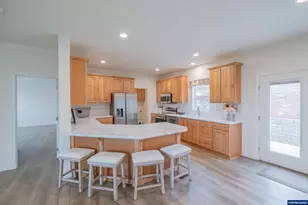 25589 Cemetery Rd, Monroe, OR 97456 - Photo 7