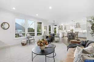 2863 Olympic St, Woodburn, OR 97071 - Photo 15