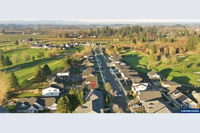 2863 Olympic St, Woodburn, OR 97071 - Photo 35