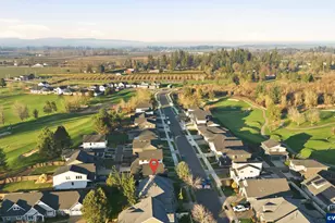 2863 Olympic St, Woodburn, OR 97071 - Photo 35