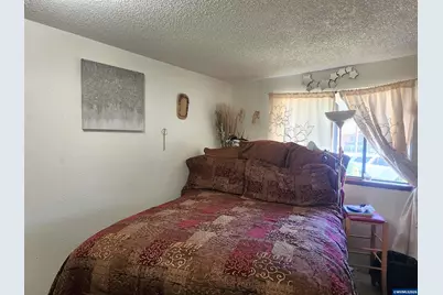 1671 Weigart Ct NE, Salem, OR 97305 - Photo 11