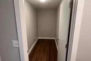 1815 S Skyline Ct, Salem, OR 97306 - Photo 15