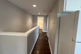 1815 S Skyline Ct, Salem, OR 97306 - Photo 7