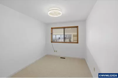 2420 Railroad Ct SE, Albany, OR 97322 - Photo 17