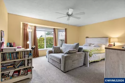 1923 Waymire St NW, Salem, OR 97304 - Photo 7