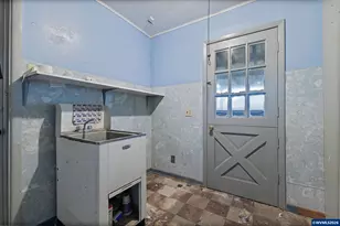 20294 Neil St, Saint Paul, OR 97137 - Photo 17