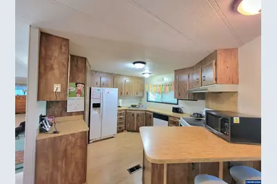 1199 N Terry #309 St, Eugene, OR 97402 - Photo 17