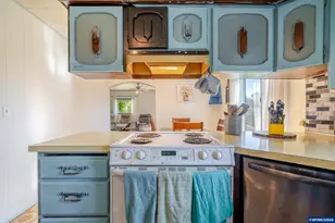 40352 Holley Heights Lp, Sweet Home, OR 97386 - Photo 9