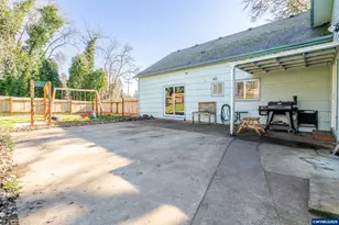 40352 Holley Heights Lp, Sweet Home, OR 97386 - Photo 39