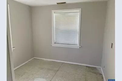 620 23rd St SE, Salem, OR 97301 - Photo 7