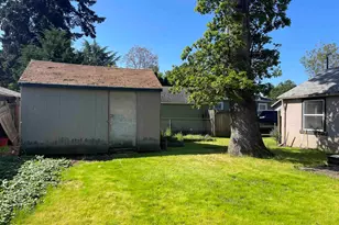 620 23rd St SE, Salem, OR 97301 - Photo 11