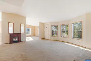 3680 NE Osborn Av, Salem, OR 97301 - Photo 7