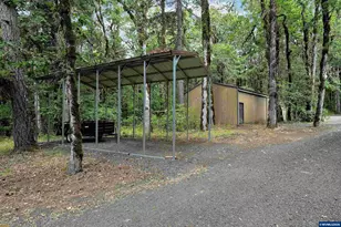 375 Pioneer Rd, Dallas, OR 97338 - Photo 37