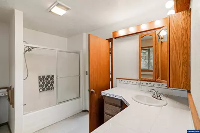 375 Pioneer Rd, Dallas, OR 97338 - Photo 31