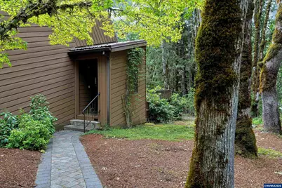 375 Pioneer Rd, Dallas, OR 97338 - Photo 3