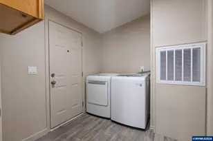 11105 Main St NE, Donald, OR 97020 - Photo 19