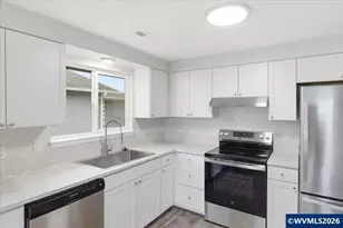 3669 Tudor Wy SE, Albany, OR 97322 - Photo 5