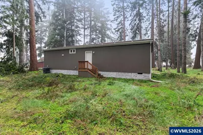 7136 S King St, Canby, OR 97013 - Photo 5