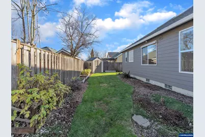 1997 NW Penny Ln, McMinnville, OR 97128 - Photo 25