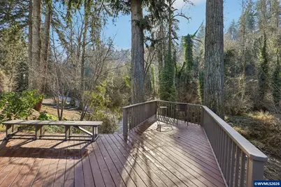 928 Barger St, Silverton, OR 97381 - Photo 35