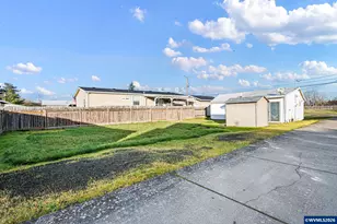 860 Burton St, Harrisburg, OR 97446 - Photo 17