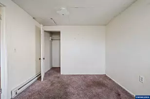 860 Burton St, Harrisburg, OR 97446 - Photo 13