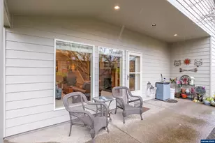 705 SE Stoneridge Ln, Dallas, OR 97338 - Photo 27