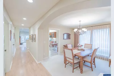 705 SE Stoneridge Ln, Dallas, OR 97338 - Photo 5