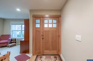 705 SE Stoneridge Ln, Dallas, OR 97338 - Photo 3