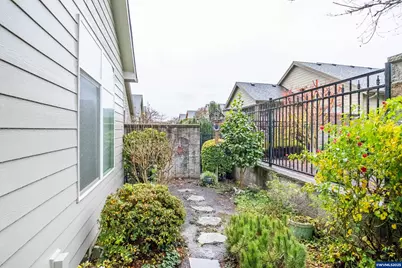 705 SE Stoneridge Ln, Dallas, OR 97338 - Photo 27