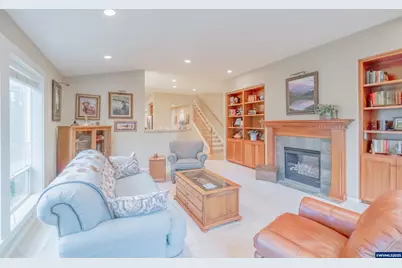 705 SE Stoneridge Ln, Dallas, OR 97338 - Photo 15