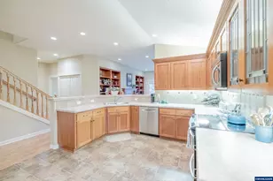 705 SE Stoneridge Ln, Dallas, OR 97338 - Photo 9