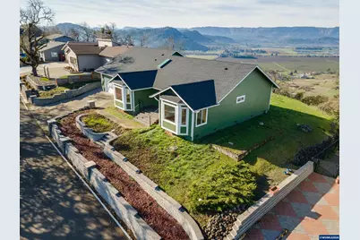 383 Ridgecrest Dr, Roseburg, OR 97471 - Photo 45