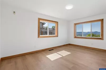 383 Ridgecrest Dr, Roseburg, OR 97471 - Photo 27