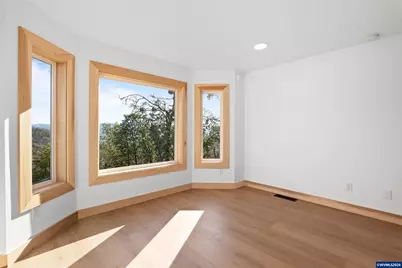 383 Ridgecrest Dr, Roseburg, OR 97471 - Photo 31